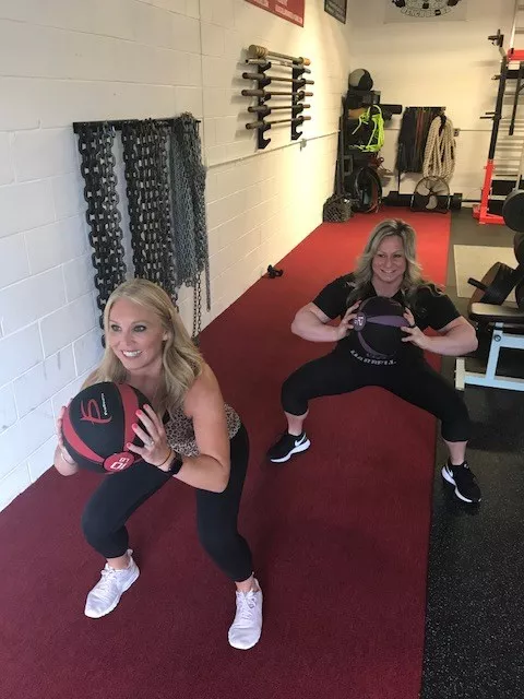 As seen on News 12, here’s segment #2 Workout of the Week with Shawna Mendelson and Elizabeth Hashagen